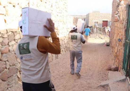 3785 كرتون تمور للأكثر احتياجا في حديبو