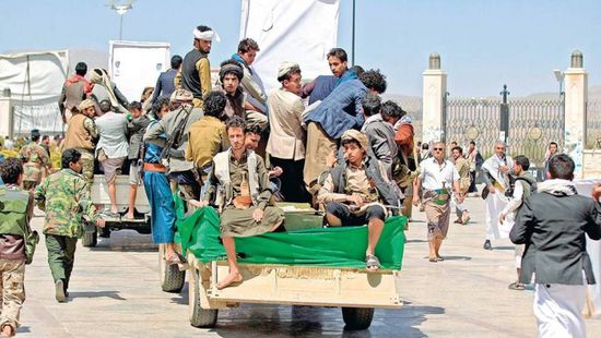 "الخليج": الهدنة الأممية مستمرة رغم الخروقات الحوثية