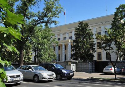 محاولة اقتحام السفارة الروسية في رومانيا