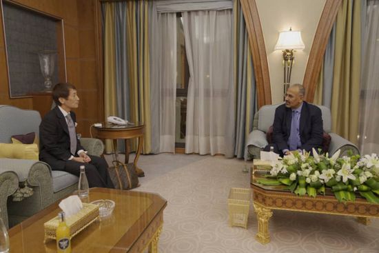 الزُبيدي يثمن الدور التنموي الياباني في الجنوب