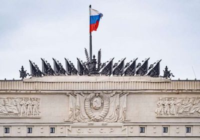 روسيا تطرد 45 موظفًا بولنديًا