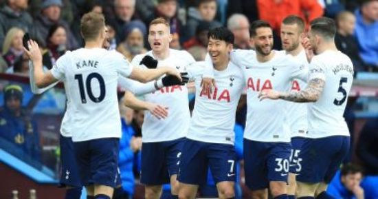 توتنهام يكتسح أستون فيلا برباعية بالدوري الإنجليزي