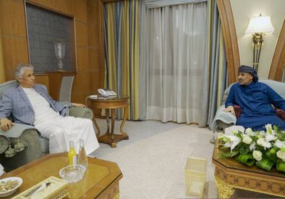 خلال استقباله السفير المنهالي.. الزُبيدي: نتجاوز الظروف العصيبة بالتعاون