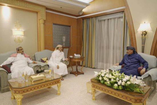 الرئيس الزُبيدي: مستعدون لإسناد قبائل البيضاء بهذه الحالة