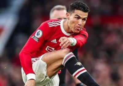 رونالدو يعتذر عن كسر هاتف أحد المشجعين