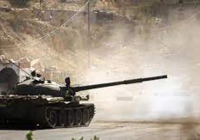 دبابات حوثية تقصف أحياء غربي تعز