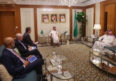 وزير الخارجية السعودي يستقبل المنسق الأممي باليمن