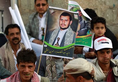 صحيفة: محاولات حوثية للتغيير المذهبي في إب