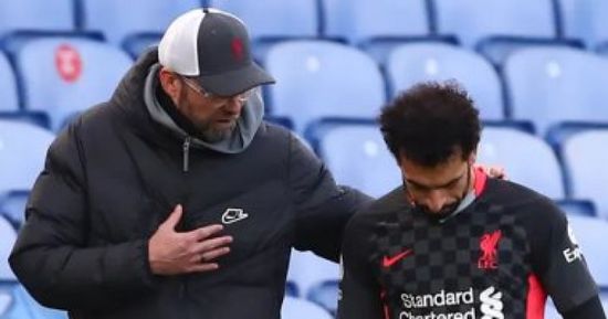 كلوب يكشف سبب عدم مشاركة محمد صلاح أساسيًا أمام بنفيكا