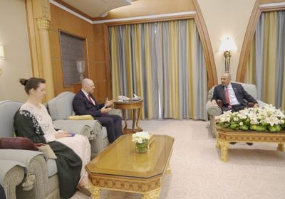 الزُبيدي واوبنهايم يبحثان ملفي الإعمار والاقتصاد