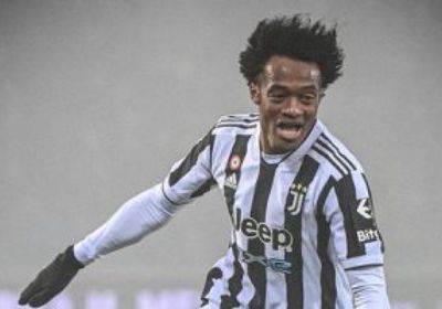 كوادرادو يجدد عقده مع يوفنتوس حتى 2023