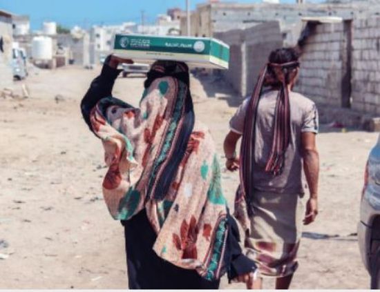 توزيع مساعدات على 48 ألف مستفيد في كريتر وخور مكسر