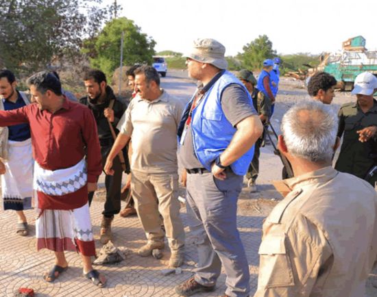 "أونمها" تشهد إزالة الألغام بـ 3 مواقع في الحديدة