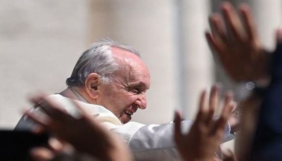 بابا الفاتيكان يدعو لحرية الدخول للأماكن المقدسة في القدس