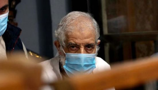الحكم بالسجن المؤبد لنائب مرشد الإخوان بمصر