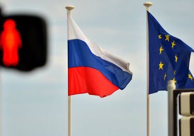 المفوضية الأوروبية تؤكد اقتراب انهيار الاقتصاد الروسي