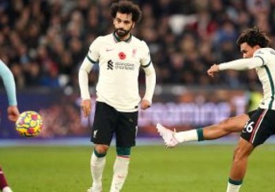 أرنولد: صلاح يتعرض للظلم