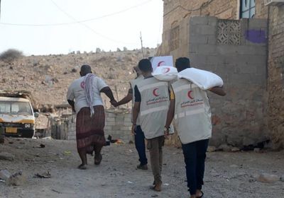 الإمارات توزع 10 آلاف سلة غذائية بحضرموت خلال رمضان