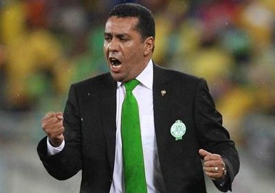 الرجاء يفرض الصمت على مدربه حتى لقاء الأهلي