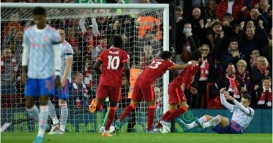 محمد صلاح يسجل هدف ليفربول الثاني في شباك اليونايتد