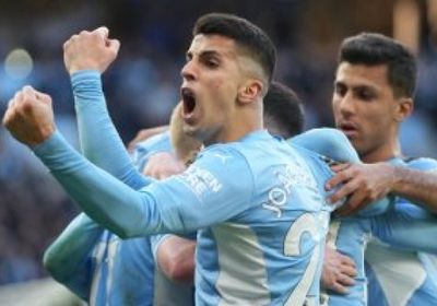 مانشستر سيتي يواجه برايتون للحفاظ على الصدارة