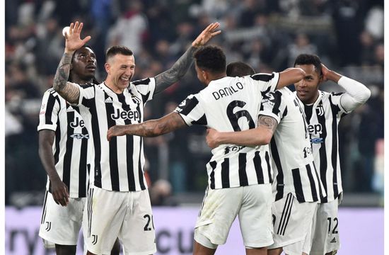 Juventus beat Fiorentina in the Italian Cup and qualified for the final
