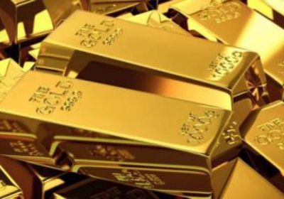أسعار الذهب ترتفع قليلًا مع تراجع الدولار