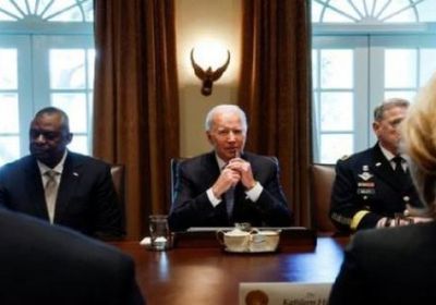 بايدن يجتمع مع قادة الجيش وسط تصاعد الأزمة الأوكرانية