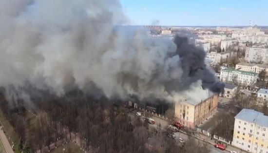 مصرع 7 أشخاص في اندلاع حريق بمعهد أبحاث دفاعية بروسيا