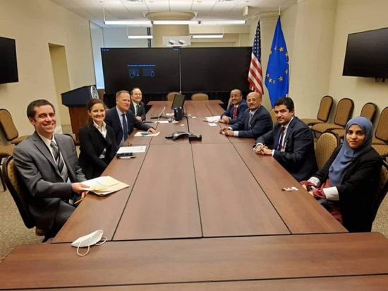 واشنطن تشترط الالتزام بمكافحة غسيل الأموال للتعاون مع "المركزي"