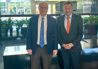 المبعوث الأمريكي ورئيس "الصليب الأحمر" يناقشان زيادة المساعدات