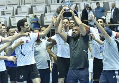 طائرة الزمالك تطيح بالأهلي وتتوج بكأس مصر