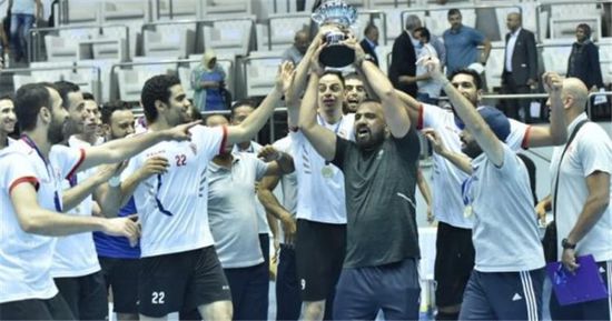 طائرة الزمالك تطيح بالأهلي وتتوج بكأس مصر