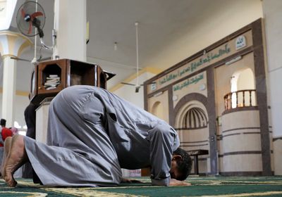 مصر.. السماح بصلاة التهجد في المساجد دون الاعتكاف