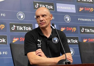 رسميًا.. تاكيس جونياس مديرًا فنيًا لـ بيراميدز