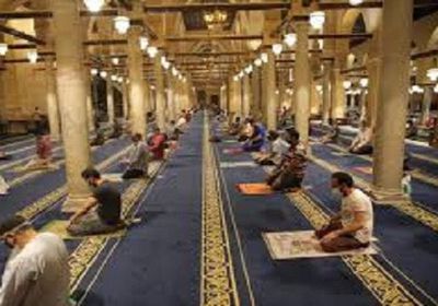مصر.. فتح المساجد الليلة لأداء صلاة التهجد