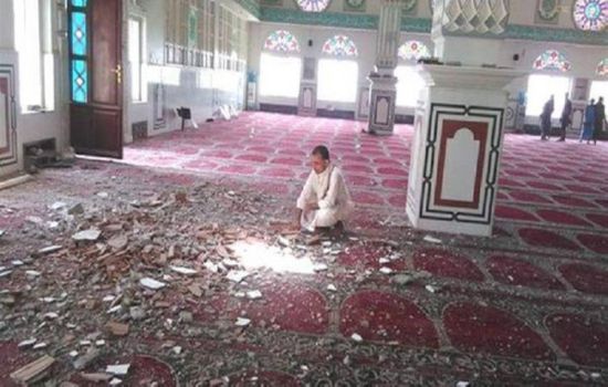 "عكاظ" تؤكد: استهداف حوثي متعمد للمساجد