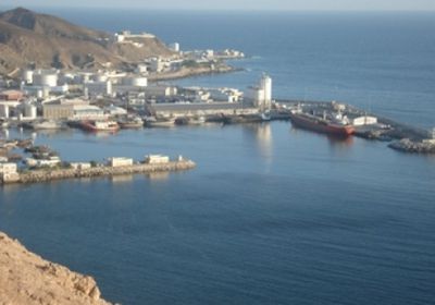 ميناء المكلا يستقبل شحنة إنسولين دنماركية