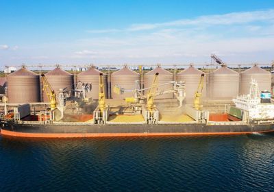 روسيا: أوكرانيا تزود رومانيا بالحبوب مقابل الأسلحة