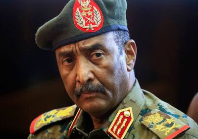 البرهان يدعو القوى السياسية إلى تجاوز الخلافات 