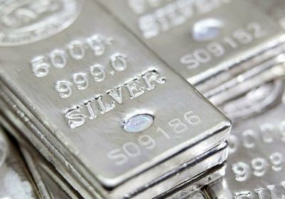الفضة تفقد 4 دراهم في تداولات الإمارات