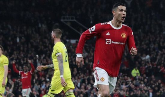 بثلاثية نظيفة مانشستر يونايتد يهزم برينتفورد