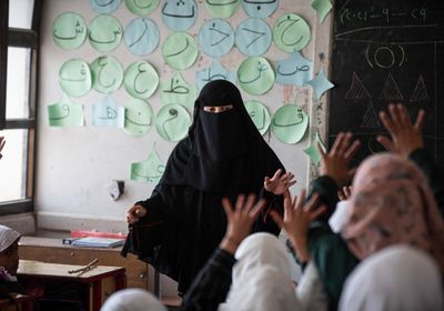 حوافز إماراتية - سعودية لـ 2200 معلم في 17 محافظة