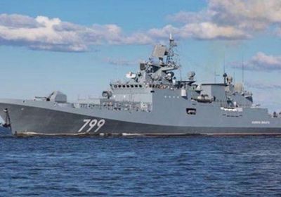 وسائل إعلام: اشتعال النيران بفرقاطة روسية جراء هجوم