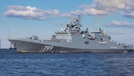 وسائل إعلام: اشتعال النيران بفرقاطة روسية جراء هجوم