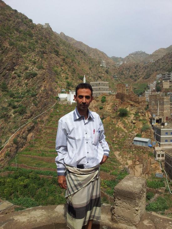 مجهول يغتال قياديا في "انتقالي أبين" طعنا بسكين