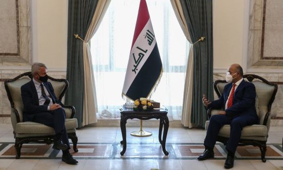 العراق والاتحاد الأوروبي يعززان علاقاتهما الثنائية