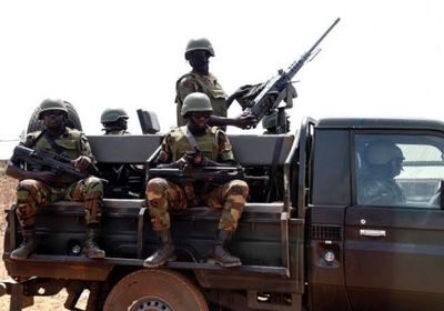 مصرع 8 جنود وإصابة 13 آخرين في هجوم مسلح شمال التوغو