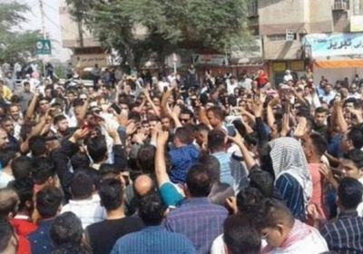 سماع دوي إطلاق نار تجاه محتجين في مدينة سنندج عاصمة كردستان غرب إيران