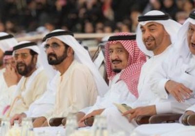 الملك سلمان يهنئ الشيخ محمد بن زايد لانتخابه رئيسا للإمارات